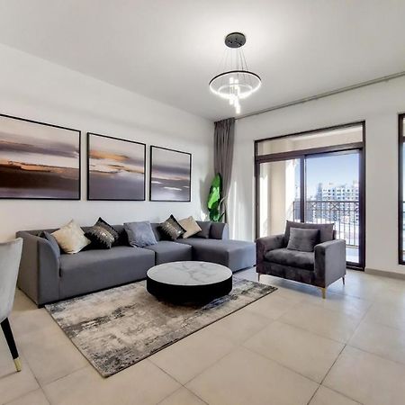 Luxury One Bedroom Dubai Exterior foto